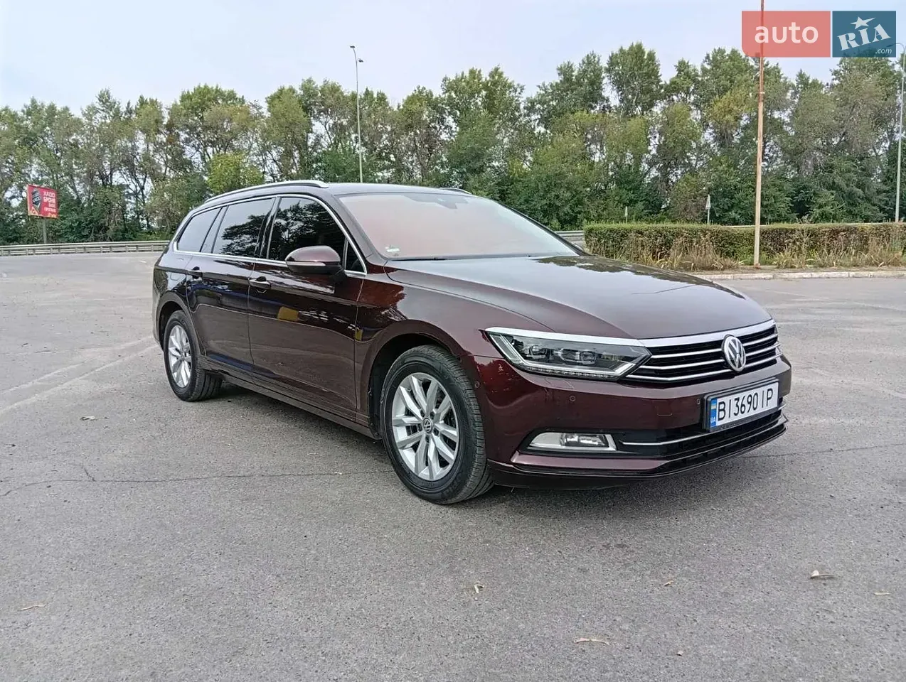 Volkswagen Passat 2017 photo 2