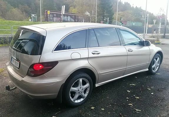 Mercedes-Benz R320 2007 photo 2