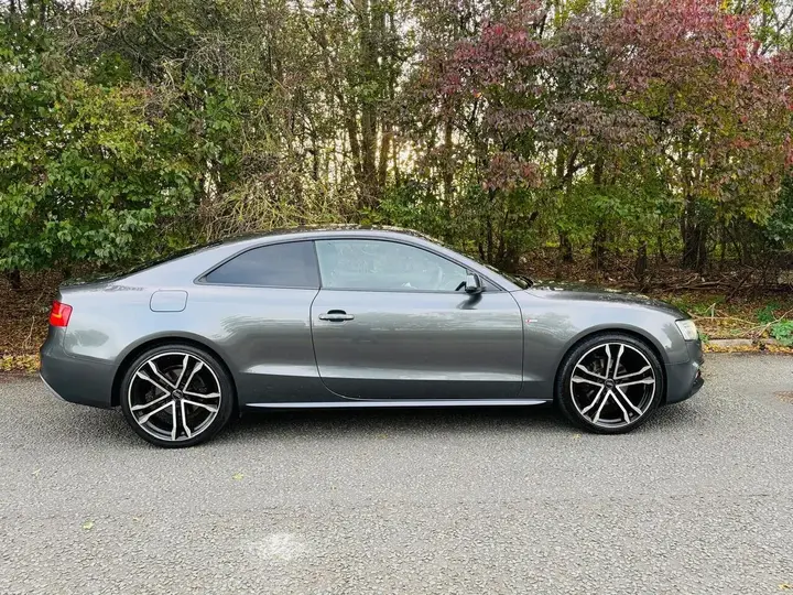 Audi A5 2013 photo 3