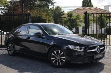 Mercedes-Benz A-Class 2019 photo 2