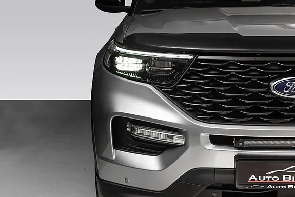 Ford Explorer 2023 photo 5