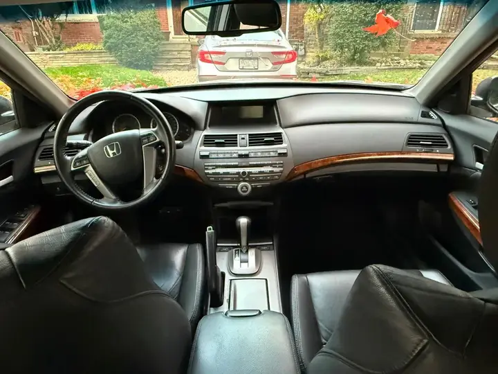 Honda Accord 2011 photo 3