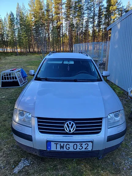 Volkswagen Passat 2003 photo 2