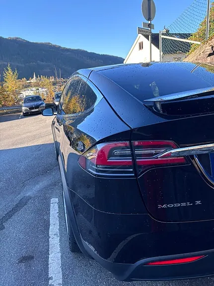 Tesla Model X 2018 photo 5