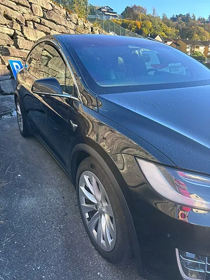 Tesla Model X 2018 photo 3