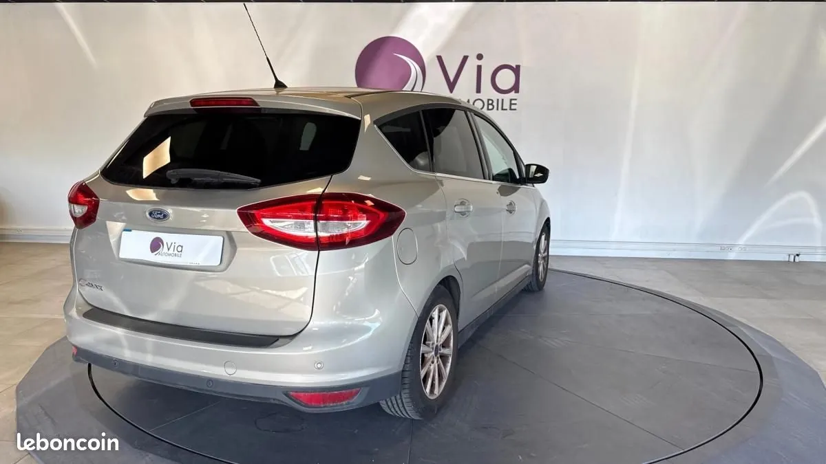 Ford C-Max 2015 photo 4