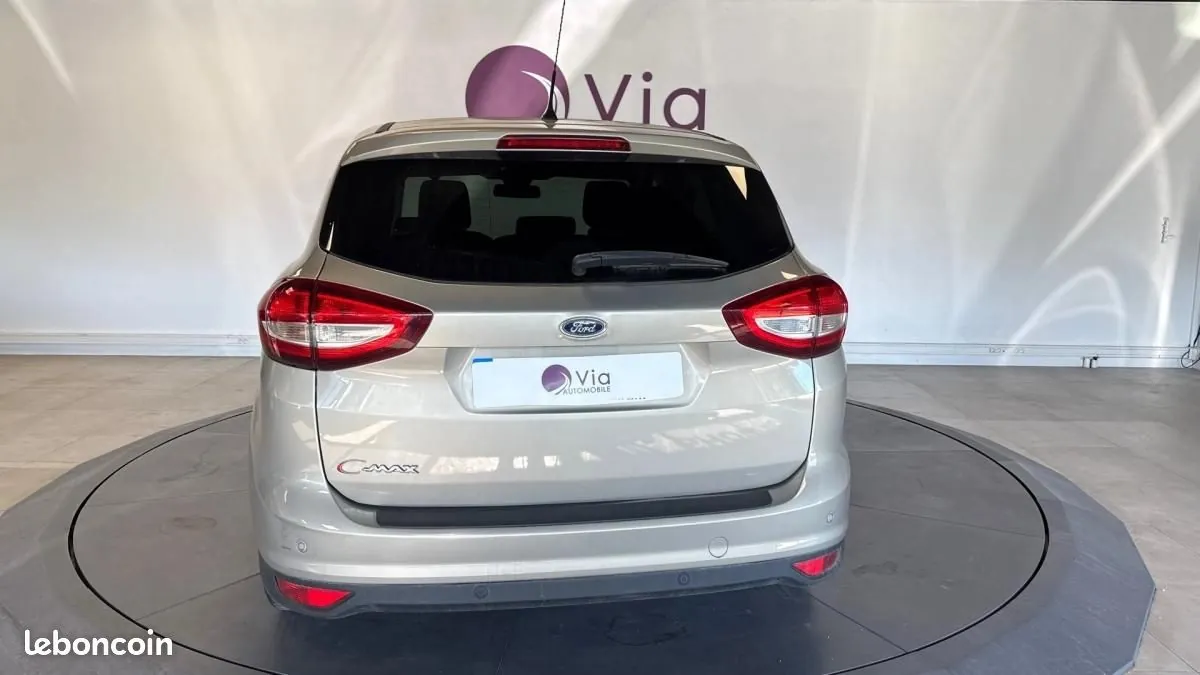 Ford C-Max 2015 photo 5