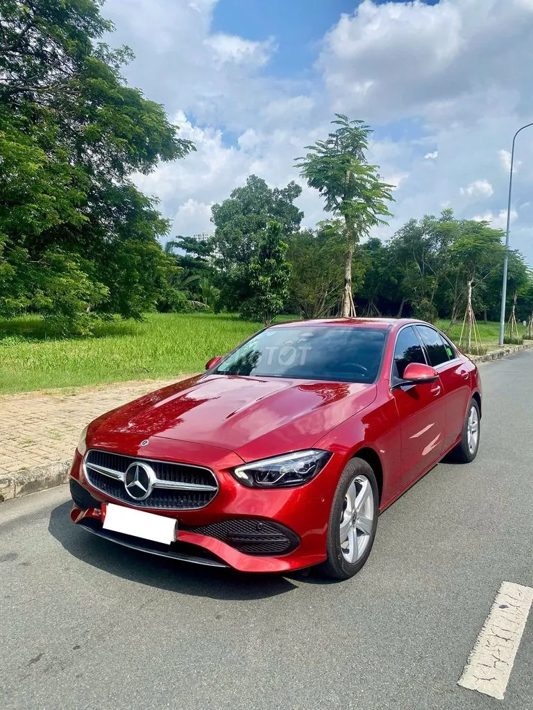 Mercedes-Benz C-Class