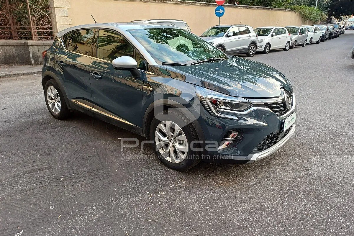 Renault Captur 2022 photo 3