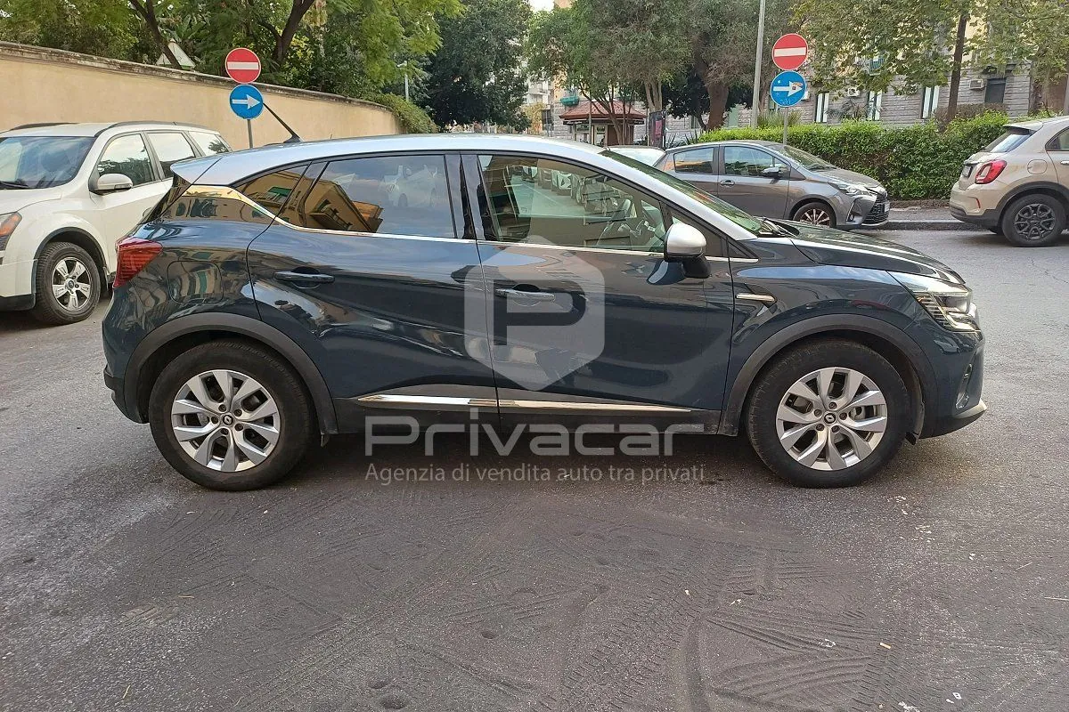 Renault Captur 2022 photo 4