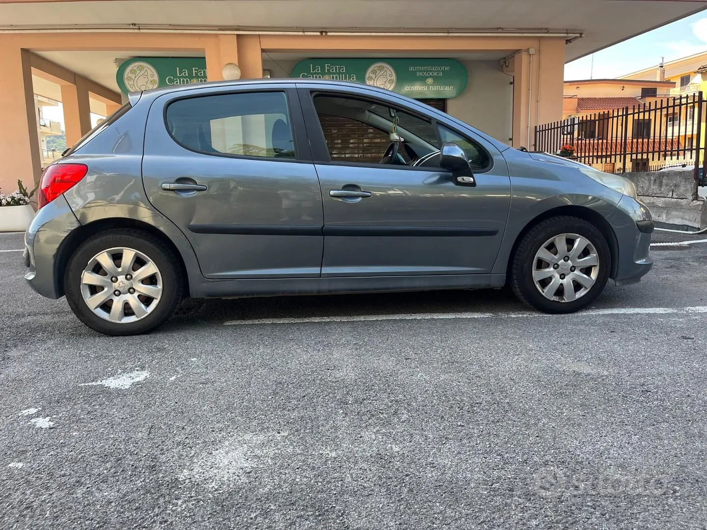 Peugeot 207 2009 photo 4