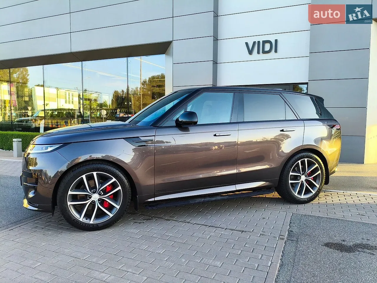 Land Rover Range Rover Sport 2025 photo 2