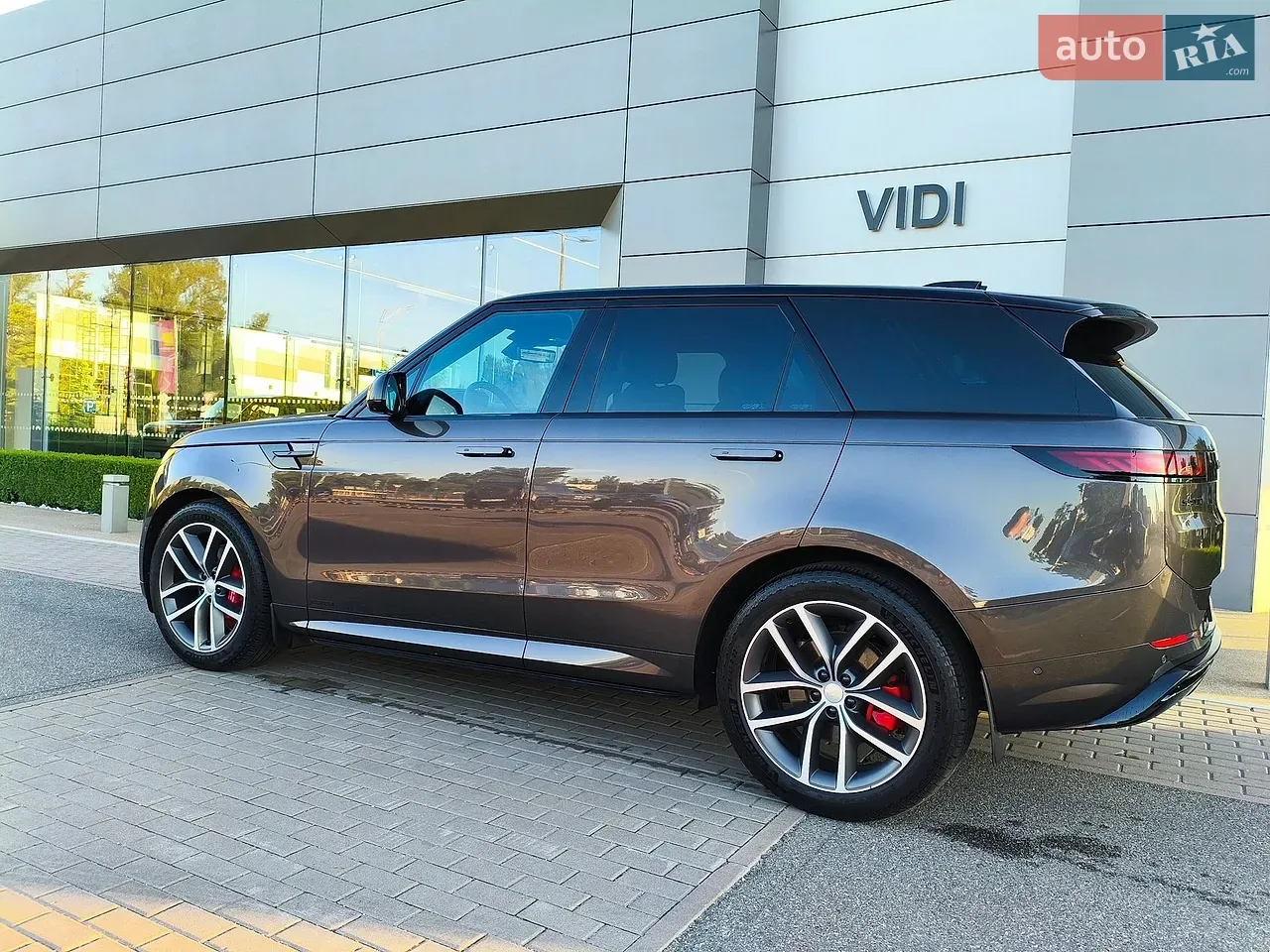 Land Rover Range Rover Sport 2025 photo 5