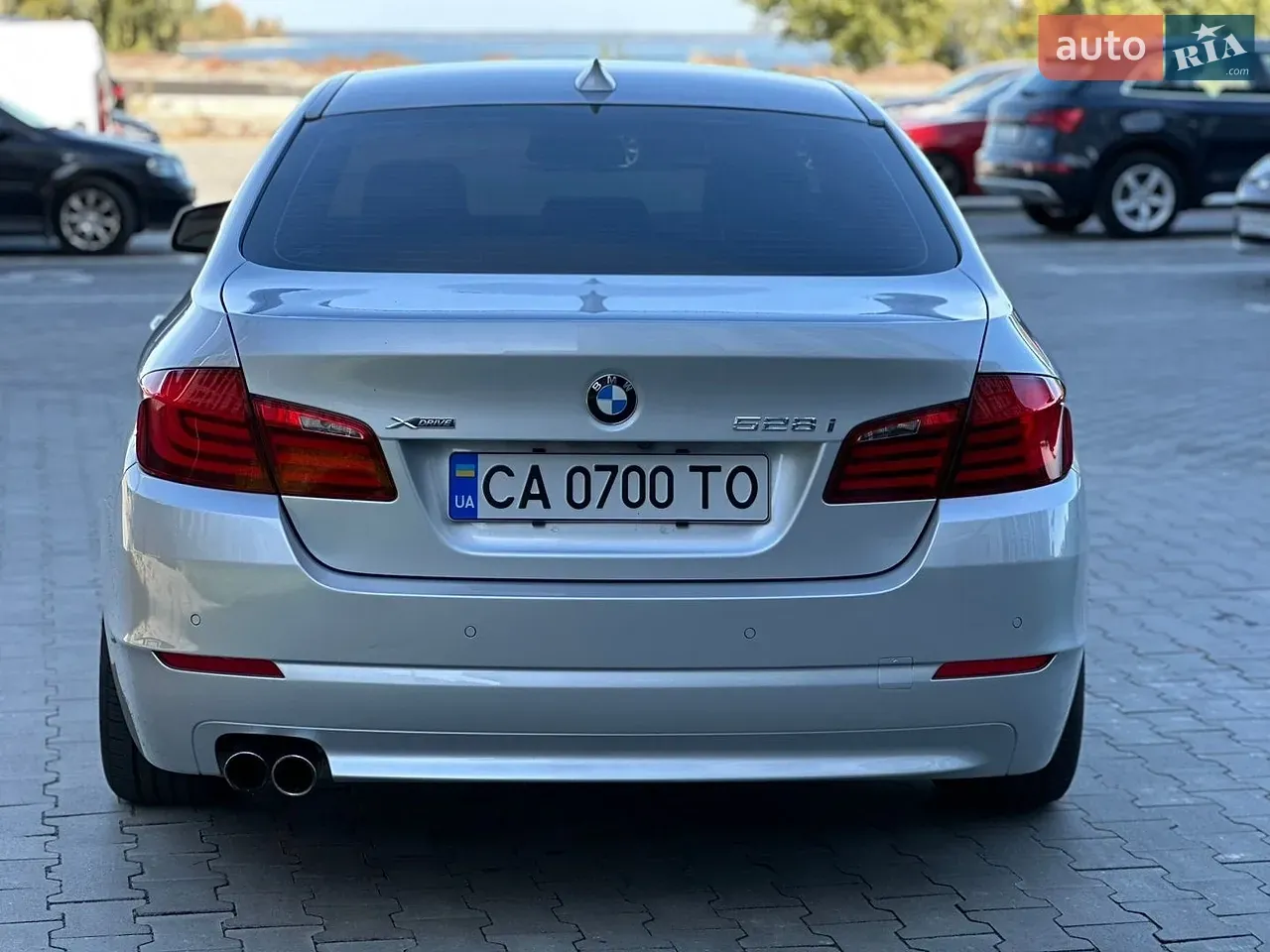 BMW 5 Series 2012 photo 4