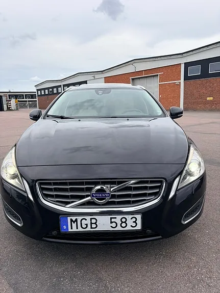 Volvo V60 2012 photo 3