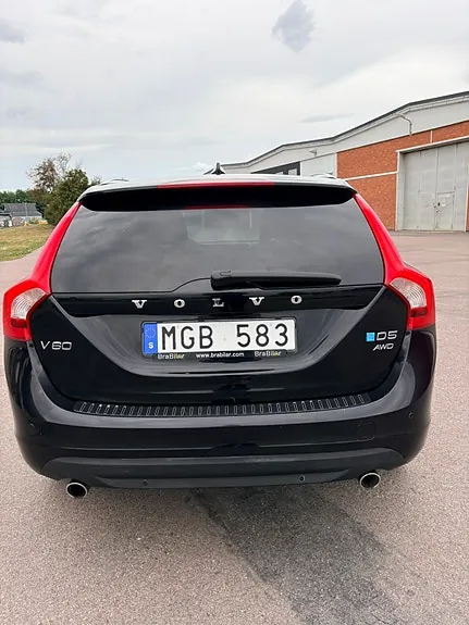 Volvo V60 2012 photo 4