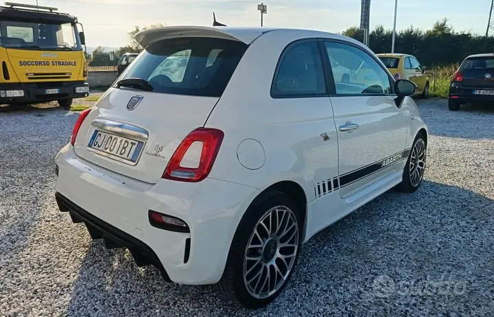 Abarth 595 2022 photo 5