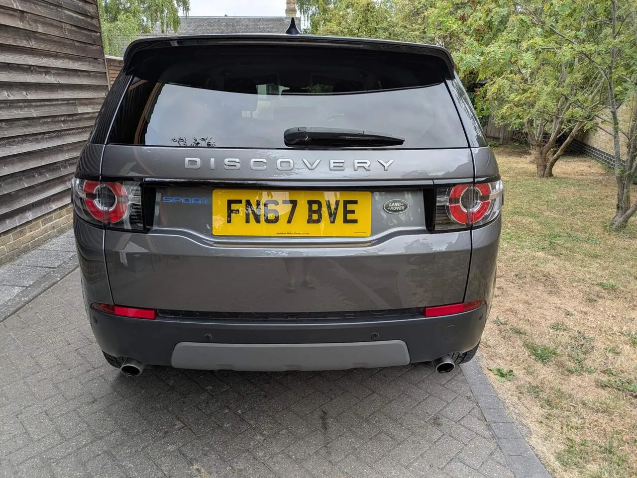Land Rover Discovery Sport 2017 photo 4