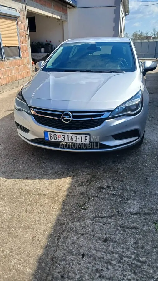Opel Astra K