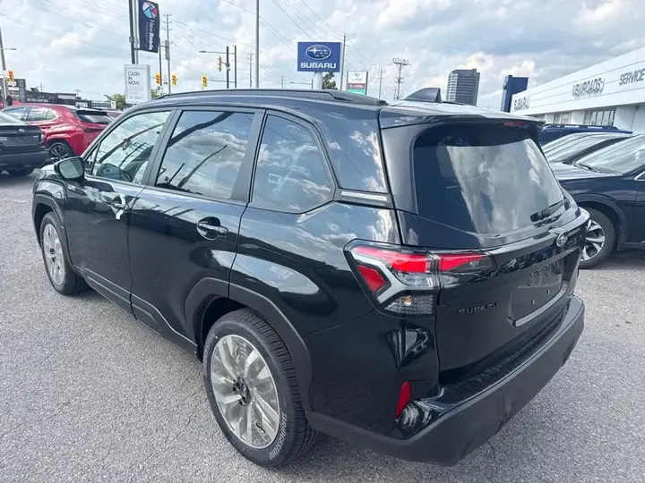 Subaru Forester 2026 photo 2