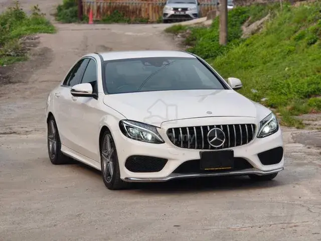 Mercedes-Benz C200 Amg