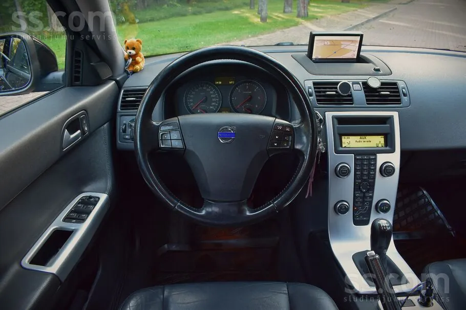 Volvo V50 2010 photo 4