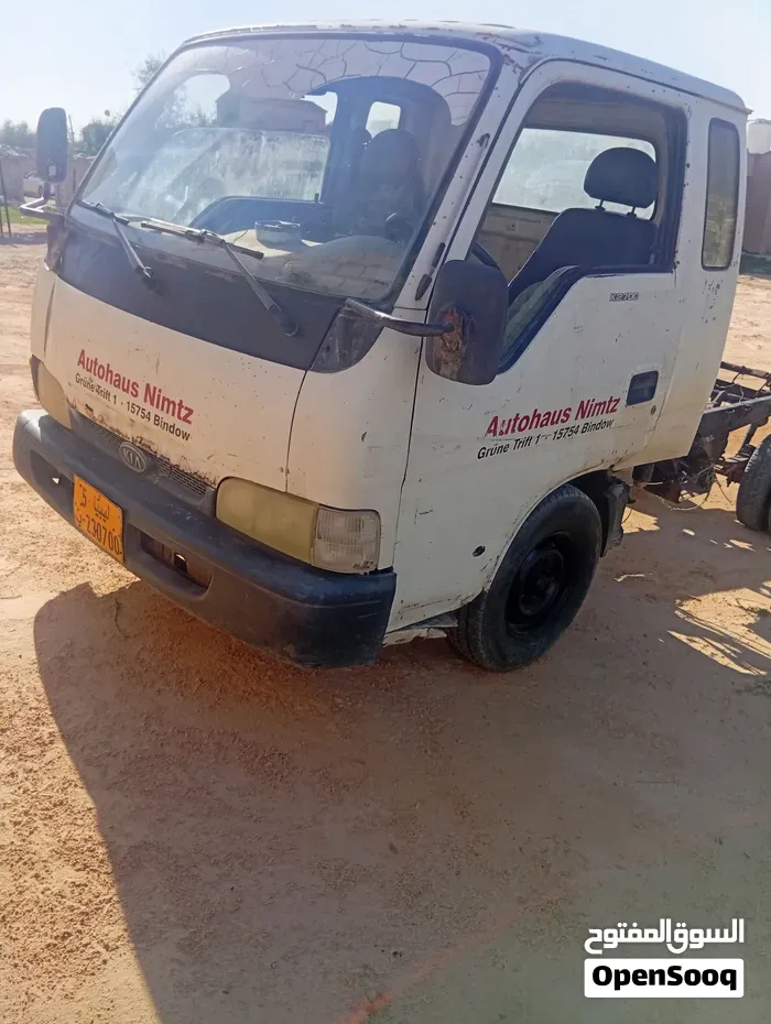 Kia Bongo 2004 photo 2