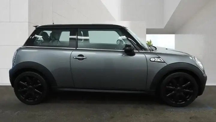 Mini Cooper S 2009 photo 5