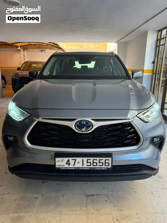 Toyota Highlander 2023 photo 4
