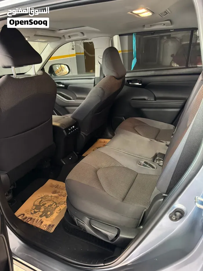 Toyota Highlander 2023 photo 3