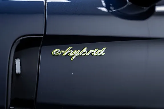 Porsche Panamera 2018 photo 3