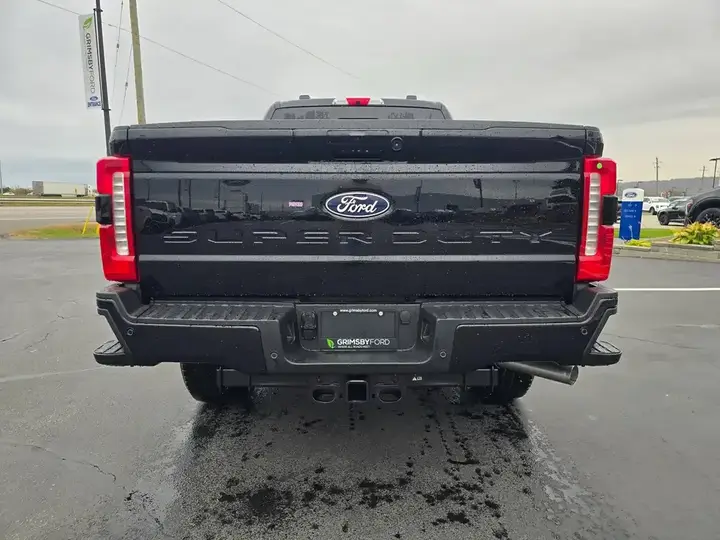 Ford F250 2027 photo 3