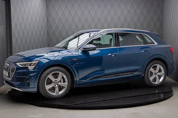Audi E-Tron 2020 photo 2