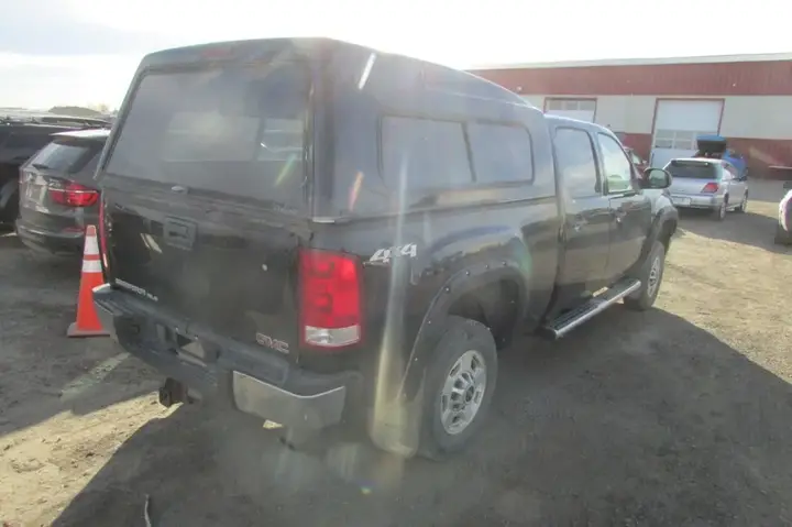 GMC Sierra 2500Hd 2011 photo 4