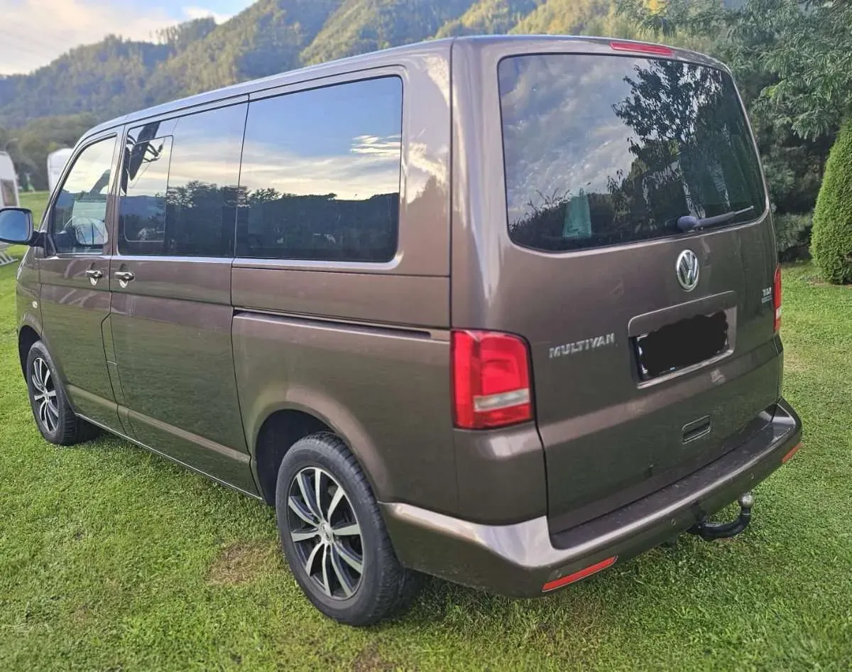 Volkswagen Multivan 2014 photo 2