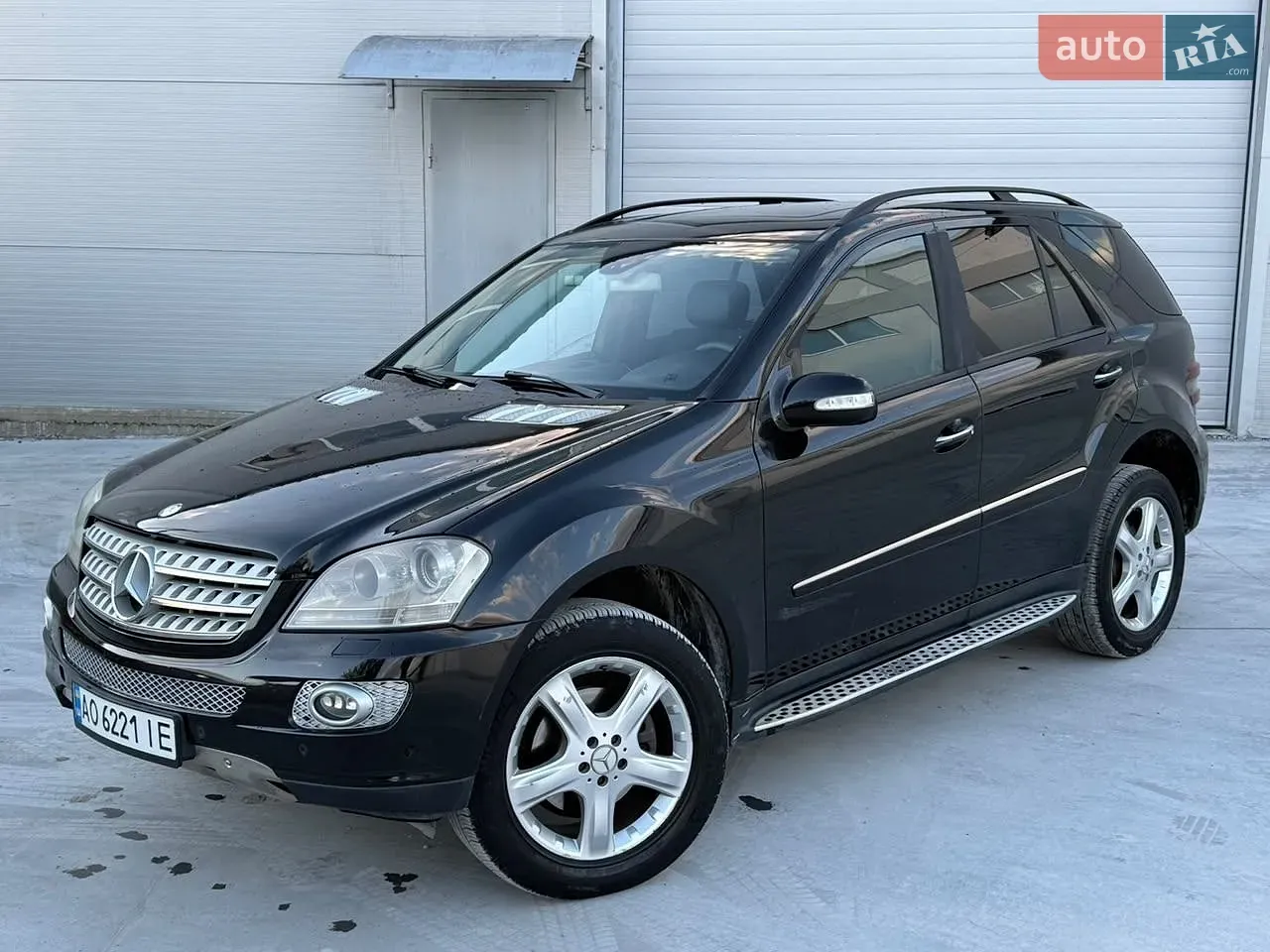 Mercedes-Benz M-Class 2005 photo 4