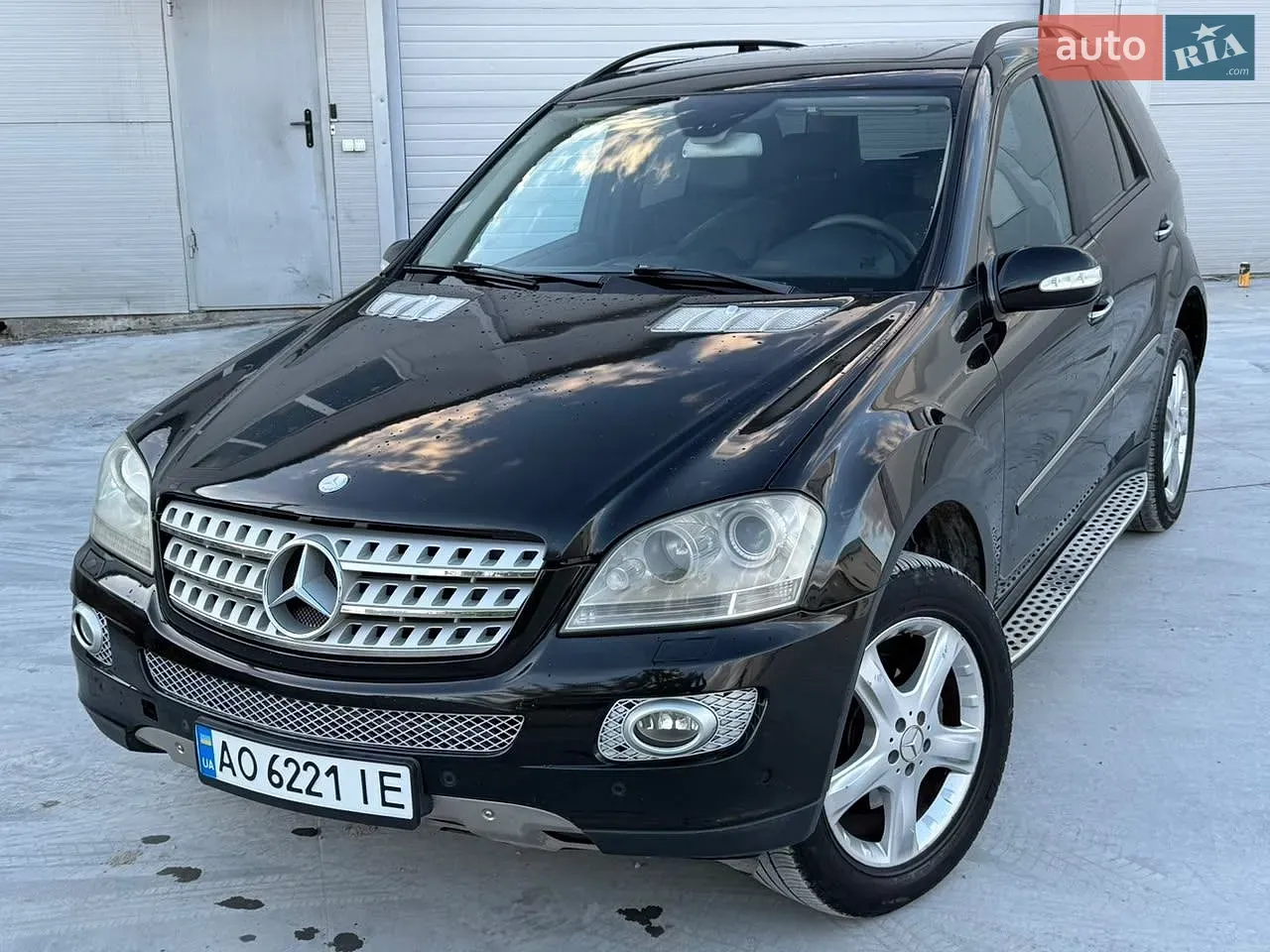 Mercedes-Benz M-Class 2005 photo 2