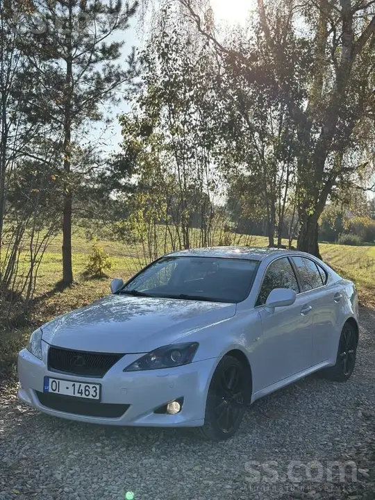 Lexus Is