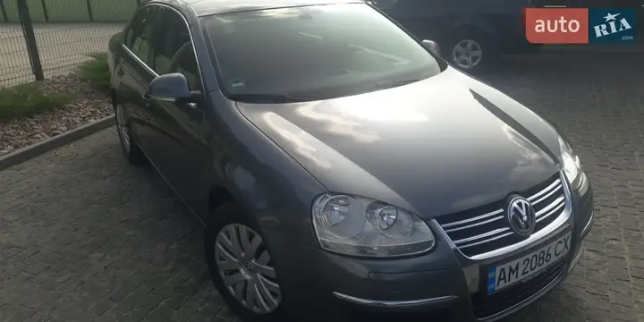 Volkswagen Jetta 2010 photo 4