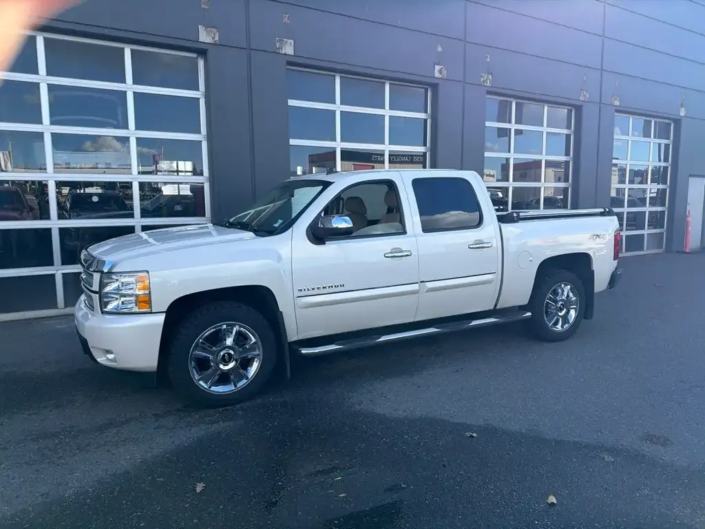 Chevrolet Silverado 1500 2012 photo 3