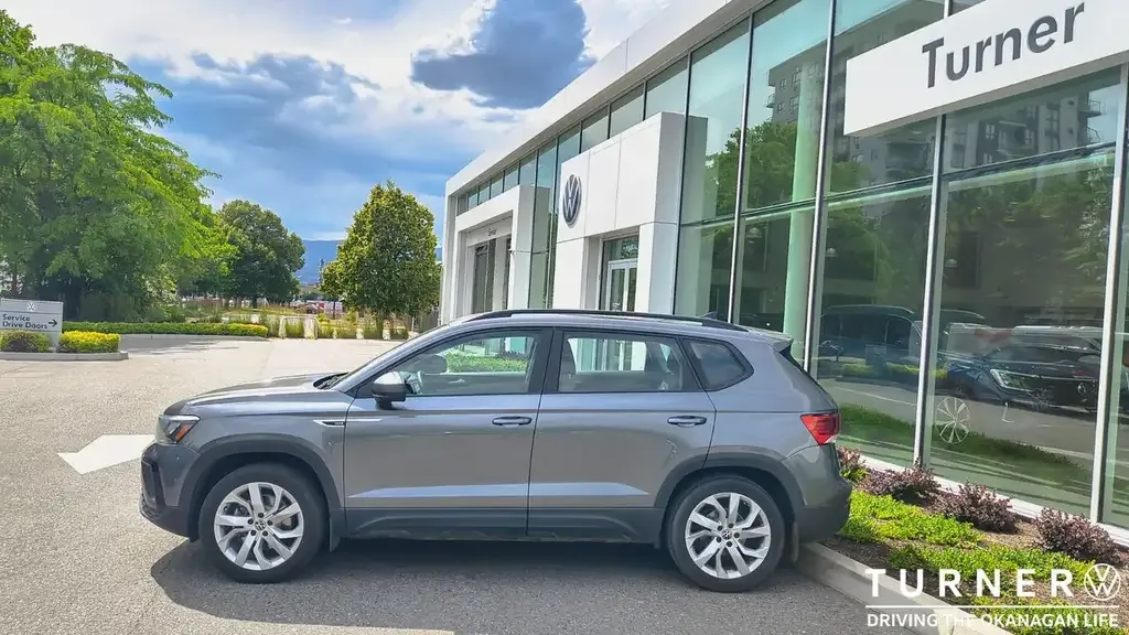Volkswagen Taos 2023 photo 2