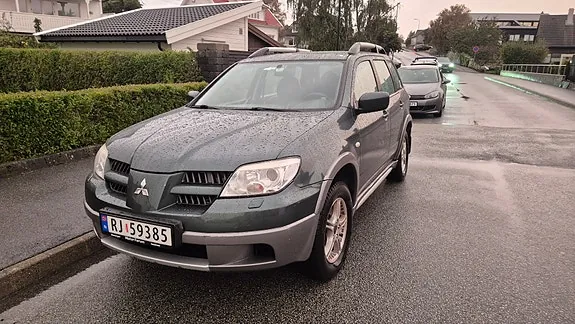 Mitsubishi Outlander 2005 photo 5