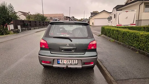 Mitsubishi Outlander 2005 photo 3