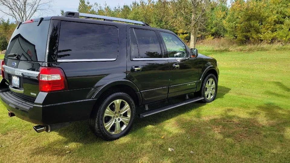 Ford Expedition 2016 photo 2