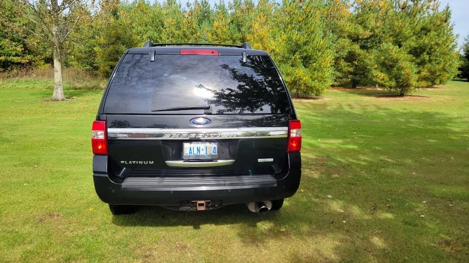 Ford Expedition 2016 photo 3