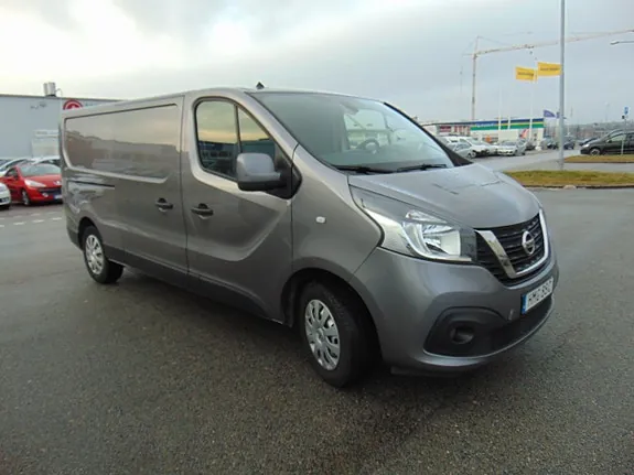 Nissan Nv300 2020 photo 2