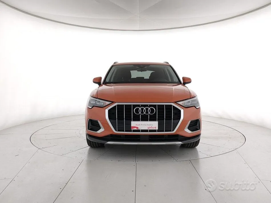 Audi Q3 2021 photo 2