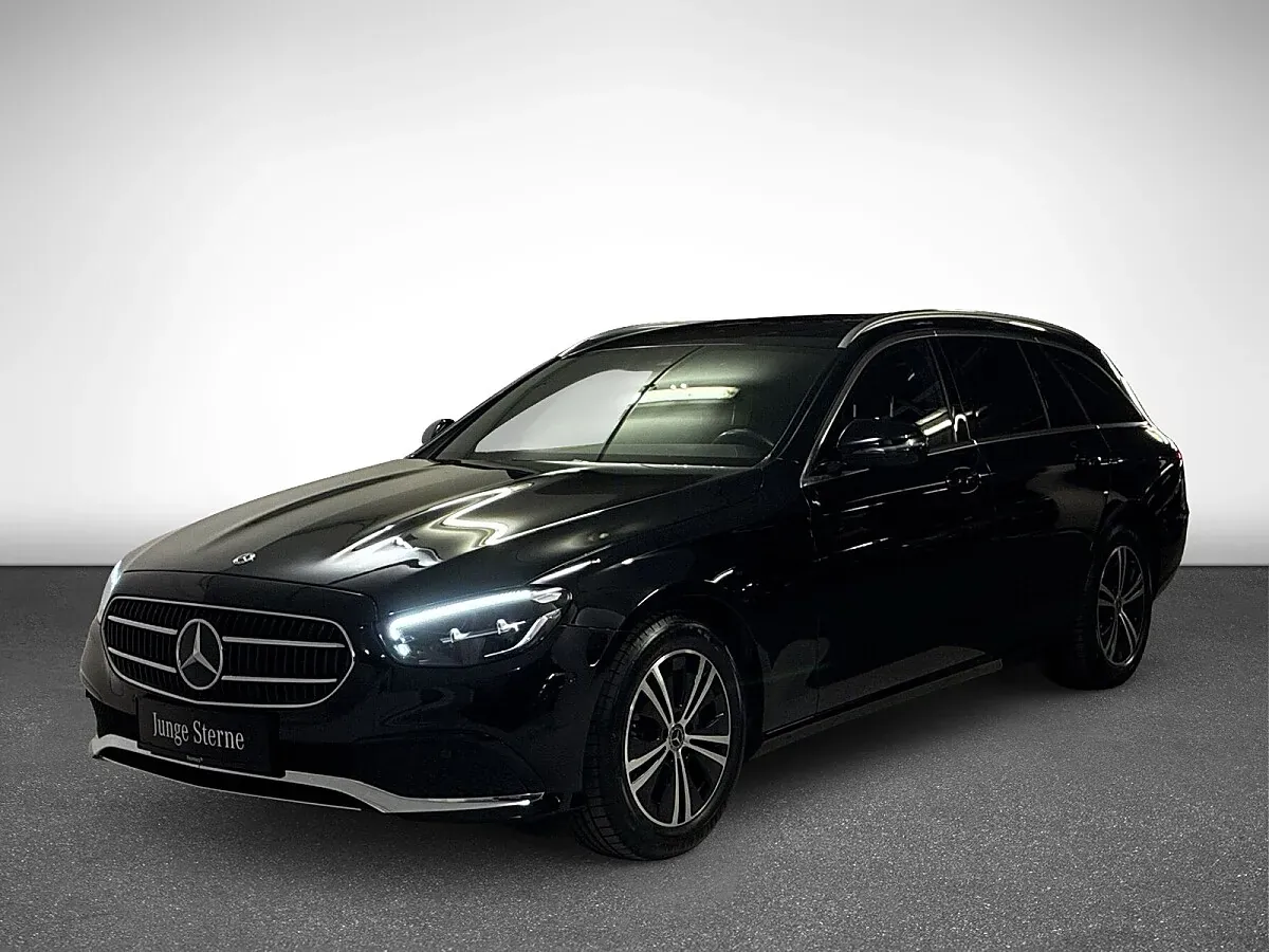 Mercedes-Benz E-Class 2023 photo 2