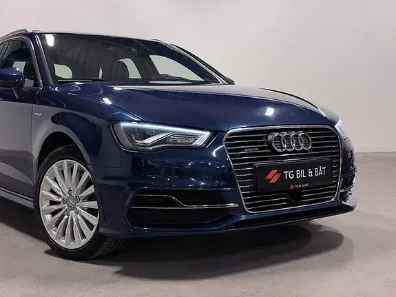 Audi A3 2015 photo 2
