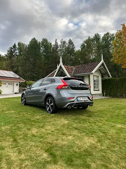 Volvo V40 2018 photo 4